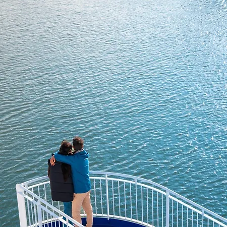 Dfds Mini Cruise Amsterdam - Newcastle - Amsterdam