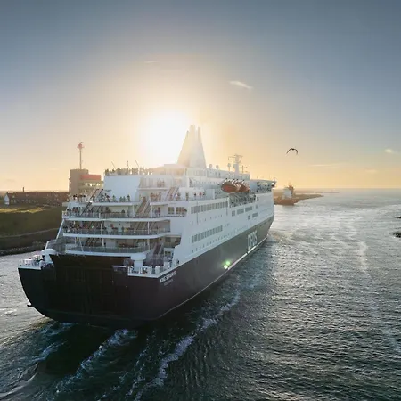 Dfds Mini Cruise Amsterdam - Newcastle - Amsterdam 
