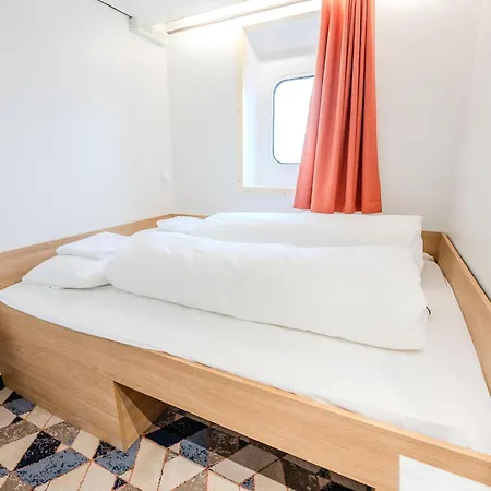 Dfds Mini Cruise Amsterdam - Newcastle - Amsterdam  IJmuiden