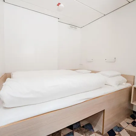  Dfds Mini Cruise Amsterdam - Newcastle - Amsterdam IJmuiden