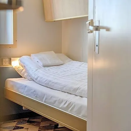 Dfds Mini Cruise Amsterdam - Newcastle - Amsterdam 