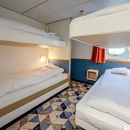 Dfds Mini Cruise Amsterdam - Newcastle - Amsterdam *