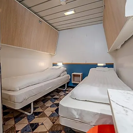 Dfds Mini Cruise Amsterdam - Newcastle - Amsterdam