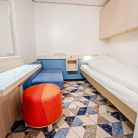 Dfds Mini Cruise Amsterdam - Newcastle - Amsterdam  *