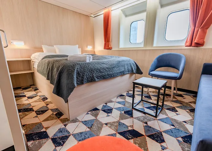 Dfds Mini Cruise Amsterdam - Newcastle - Amsterdam  IJmuiden