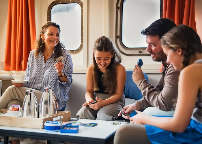 Dfds Mini Cruise Amsterdam - Newcastle - Amsterdam * IJmuiden