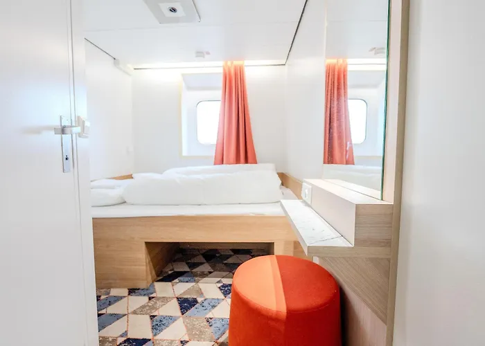  Dfds Mini Cruise Amsterdam - Newcastle - Amsterdam