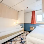 Dfds Mini Cruise Amsterdam - Newcastle - Amsterdam  *