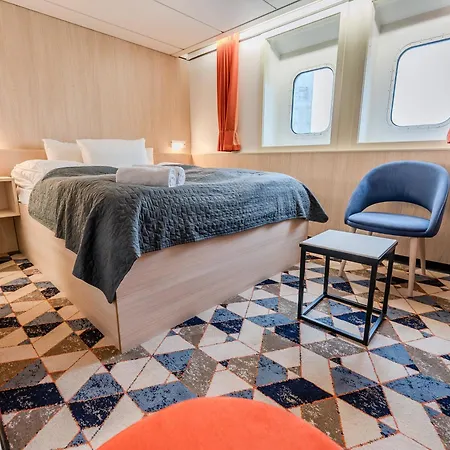 Dfds Mini Cruise Amsterdam - Newcastle - Amsterdam  IJmuiden